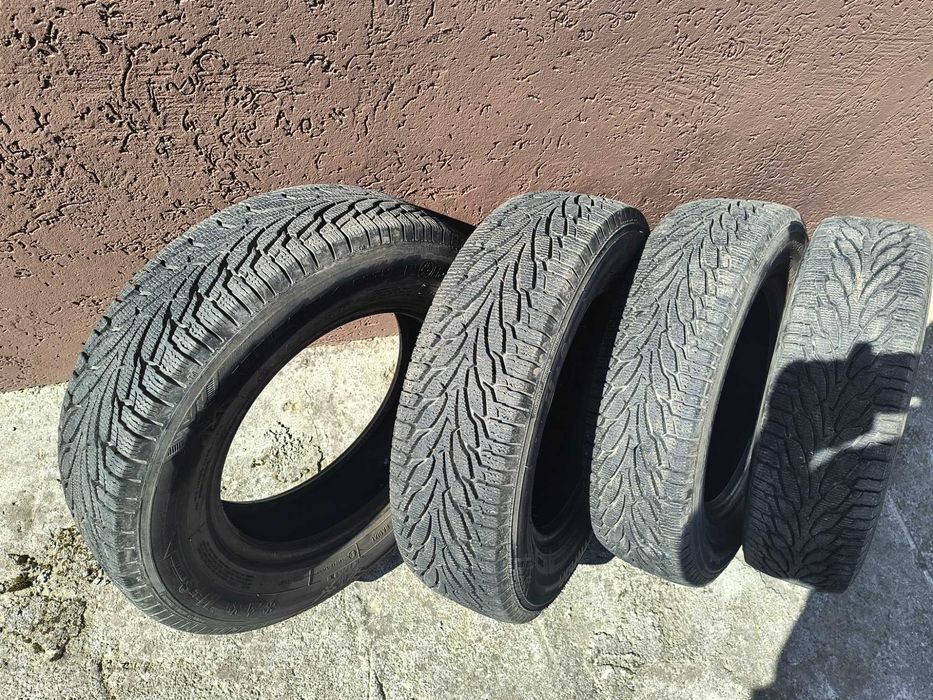 Резина зима 175/70 R 14 в чудовому стані