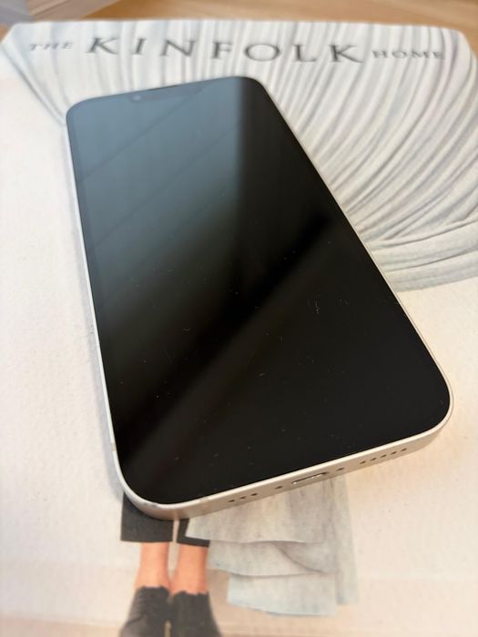 Telefon iphone 13