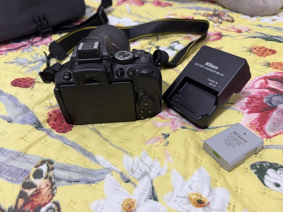 Nikon D5300 - KIT COMPLETO