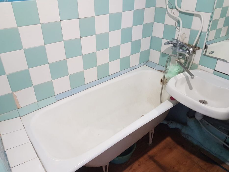 Сдается просторная однокомнатная квартира  по ул.Небесной Сотни (р-он