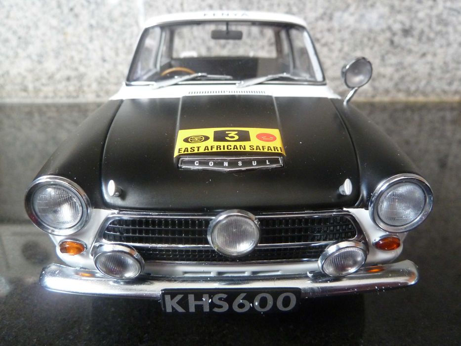 1:18 AutoArt, Ford Cortina GT MK I, 1964 Safari Winner, Minichamps