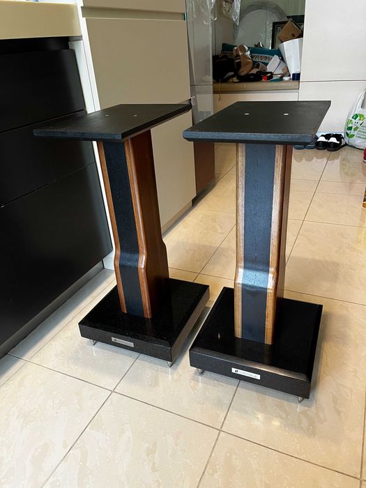 Standy pod kolumny - podstawki Audiophilar