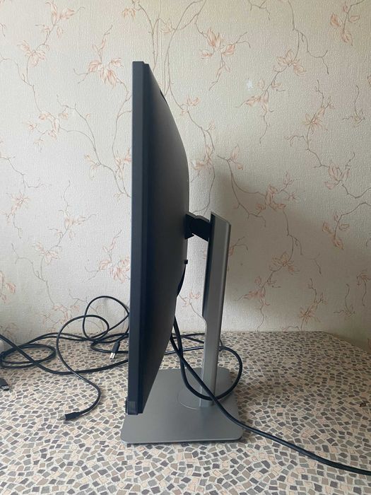 Монитор 27" Dell U2715H Black (210-ADSO)