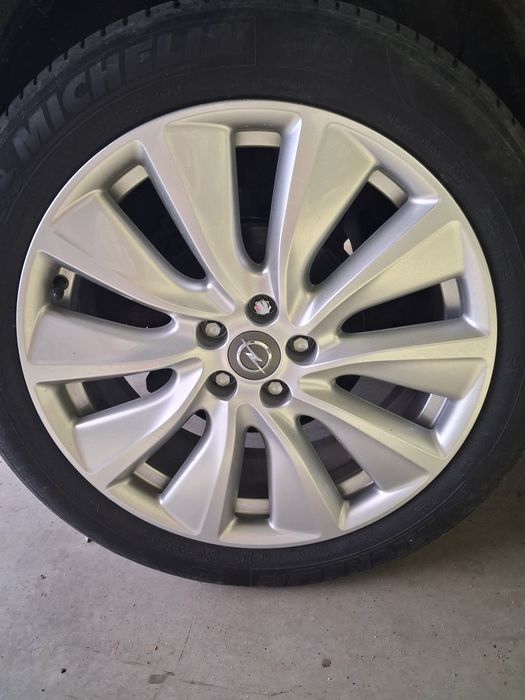 Koła 19" felgi aluminiowe 108x5 205/55 R19  opel grandland,  peugot stan idealny