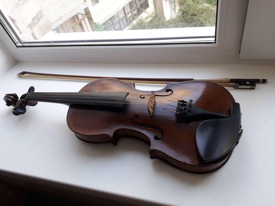 Продам скрипку 1652р.