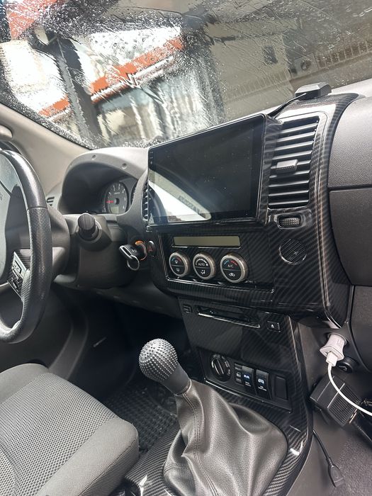 Nissan navara D40