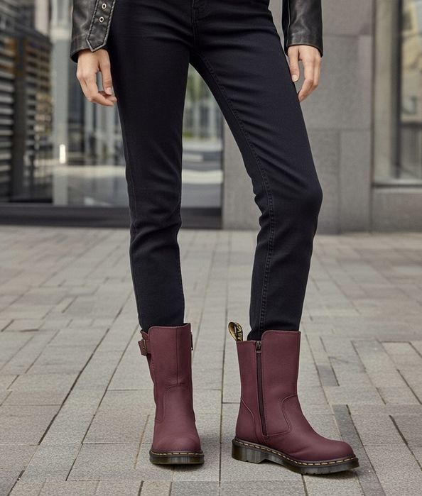 Оригінальні жіночі черевики dr. martens з натуральної шкіри шкіряні 36