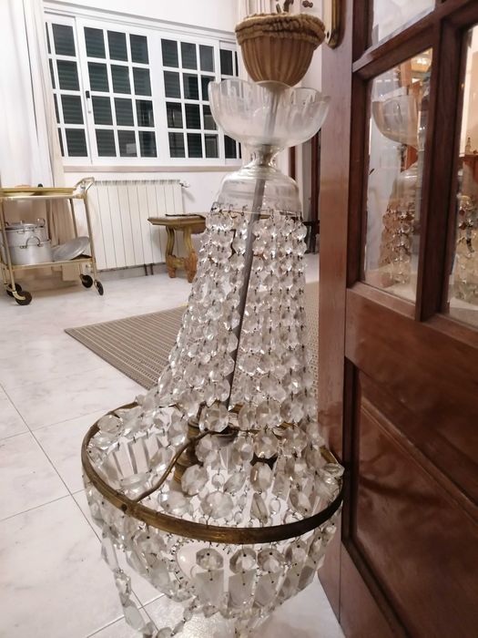 Lustre de Teto Antigo em Cristal e Metal Dourado (Estilo Cascata)