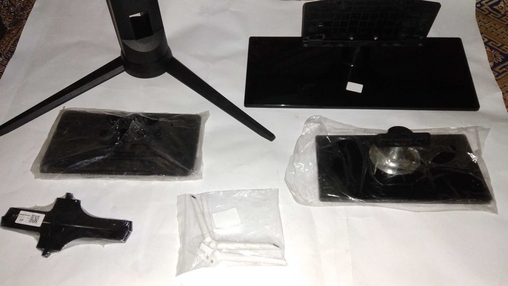 Продам кронштейн