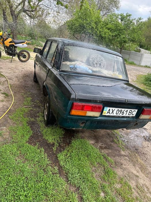 Продам  автомобиль ваз 2107