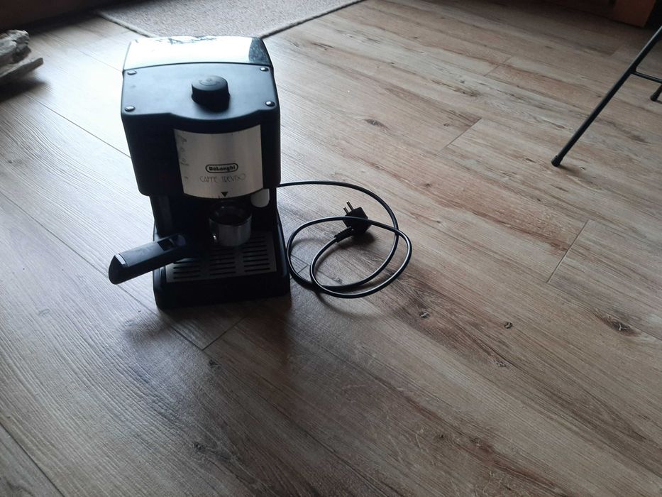 expres do kawy delonghi