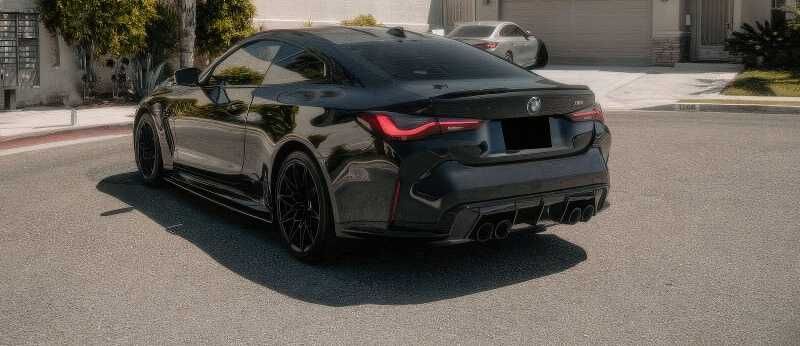 2021    BMW    M4