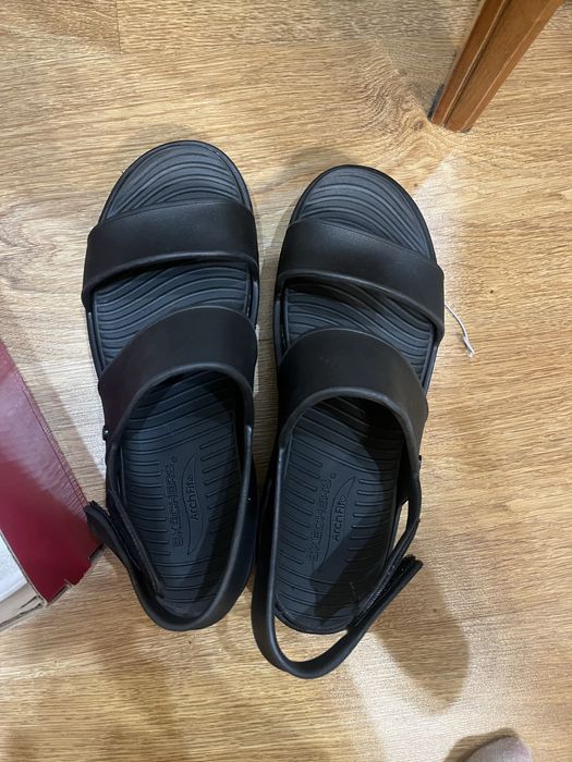 Skechers сандалии