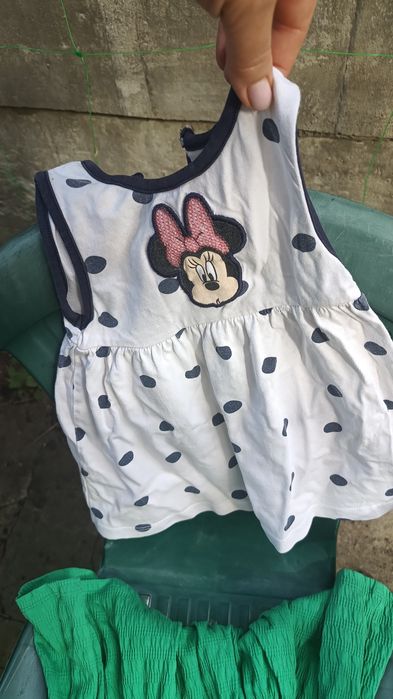 Отдам бесплатно одежду