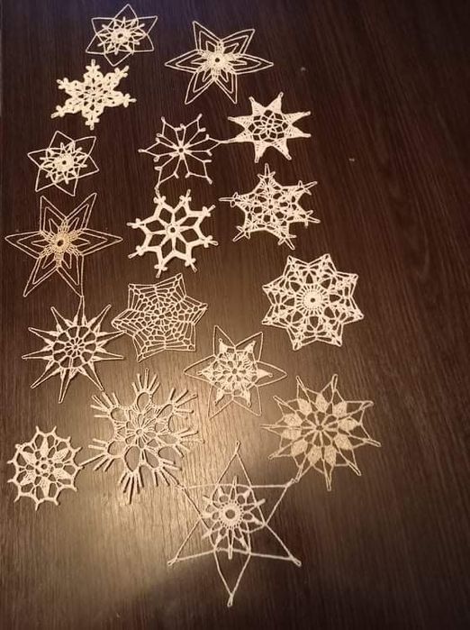 Gwiazdki,śnieżynki zawieszki na choinkę