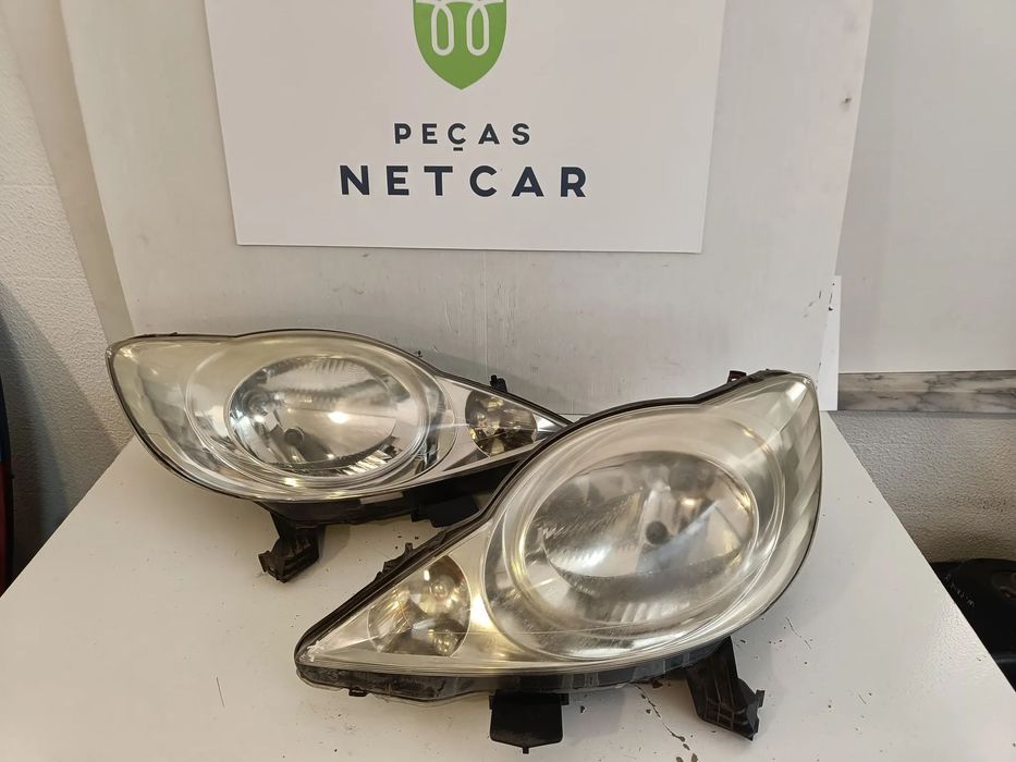 Farol óptica Peugeot 107 2007