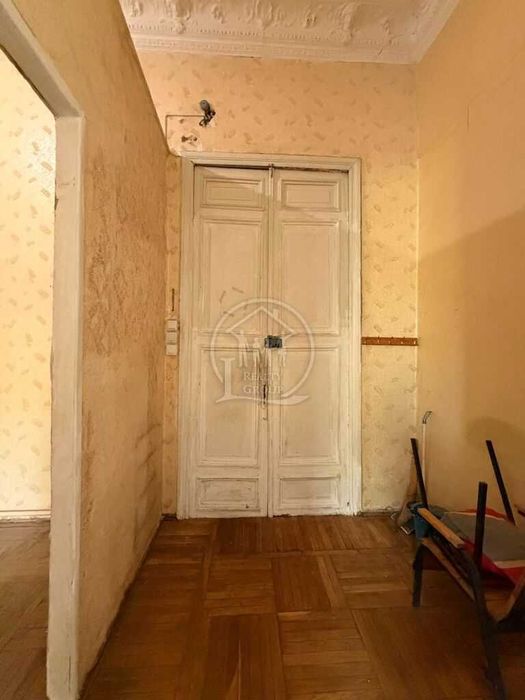 Продажа двухкомнатной коммуны ЦИРК КОБЛЕВСКАЯ Новый РЫНОК СОБОРКА