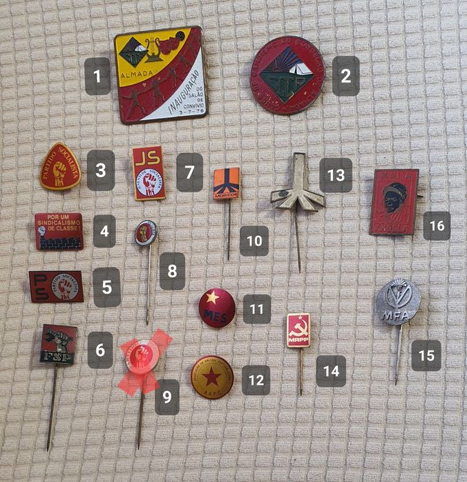 Pins / alfinetes politicos e afins