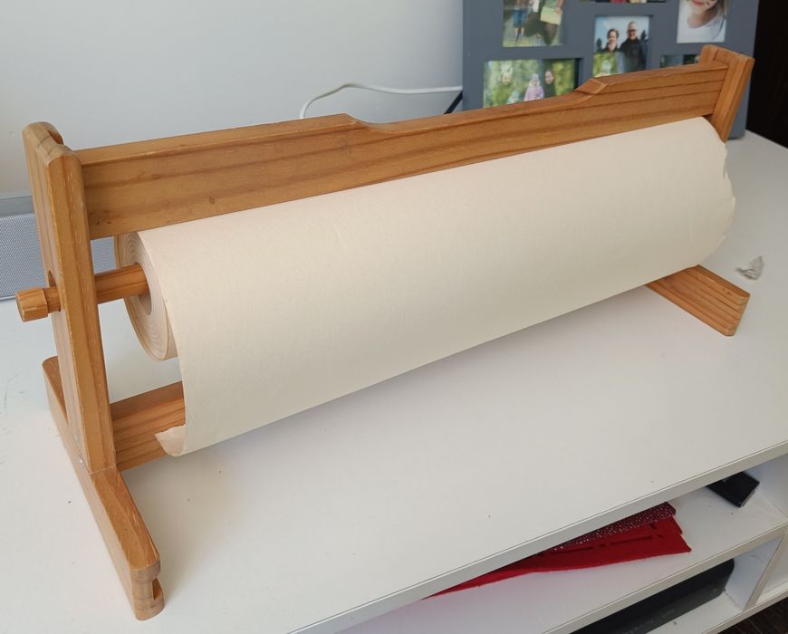 Uchwyt na papier do rysowania Ikea