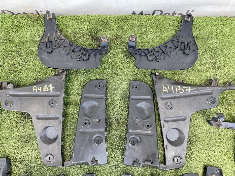 Кріплення бампера фари Audi A4 B6 B7 кронштейн Ауді а4 б6 б7 розборка