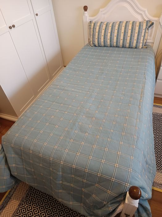 Colcha com almofadão