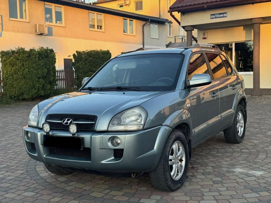 Продам авто hyundai tucson 2.0 tdi 2007 поляк