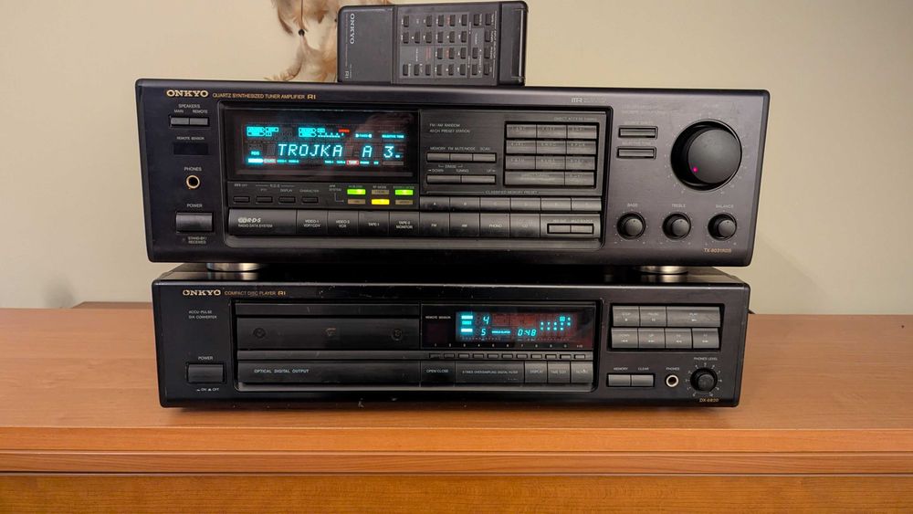 wysokiej jakości zestaw Hi-Fi stereo Onkyo - amplituner, CD, pilot