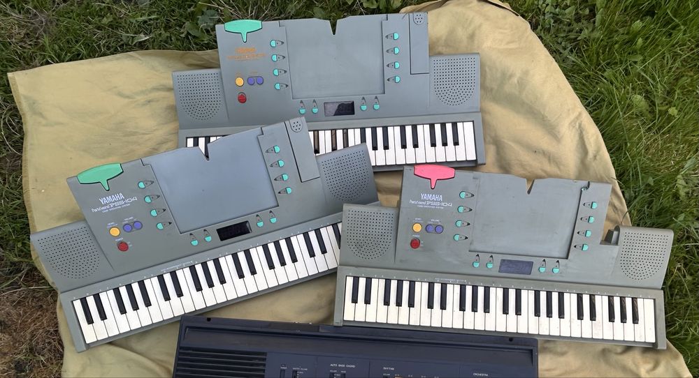 Keyboardy Yamaha PSS-380, KB-2000 i inne