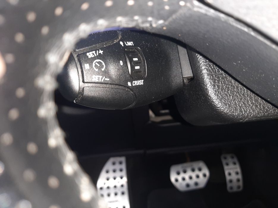 Peugeot 407 2.7 HDi V6 Coupé — Oportunidade