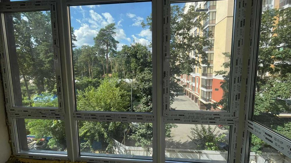 1 кім, 40 кв.м. у новому будинку з видом на Парк в центрі Ірпеня! Без%