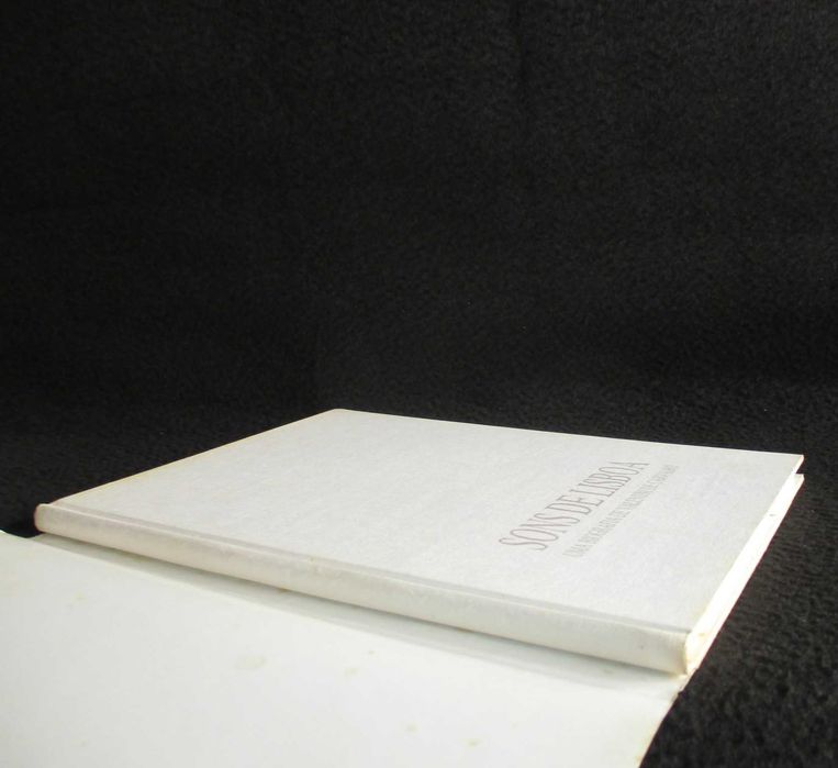 Livro Sons de Lisboa Uma Biografia de Valentim de Carvalho 1ª edição