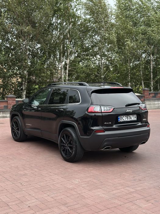 Jeep Cherokee 2022 VIN 1C4PJMMN9ND523462 фото оголошення 3 з 8