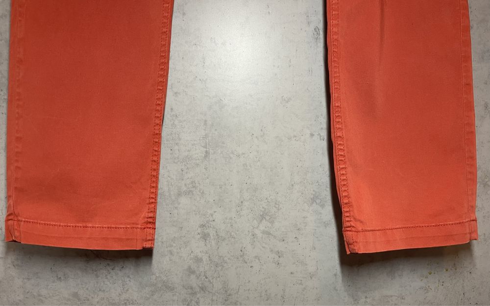 Boss Orange spodnie męskie pomarańczowe rozmiar 31/34
