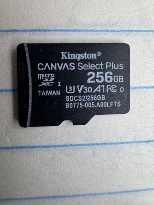Карта памяти Kingston Canvas Select Plus microSDXC 256GB UHS-I U3 V30