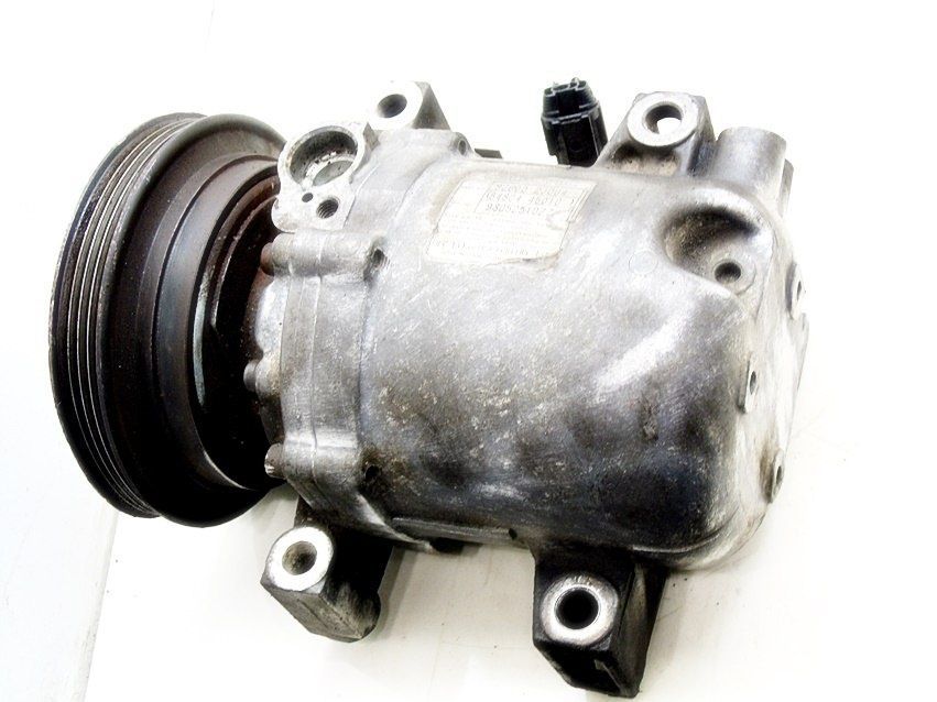 Kompresor Klimatyzacji 1.6 16V Primera Almera Sunn
