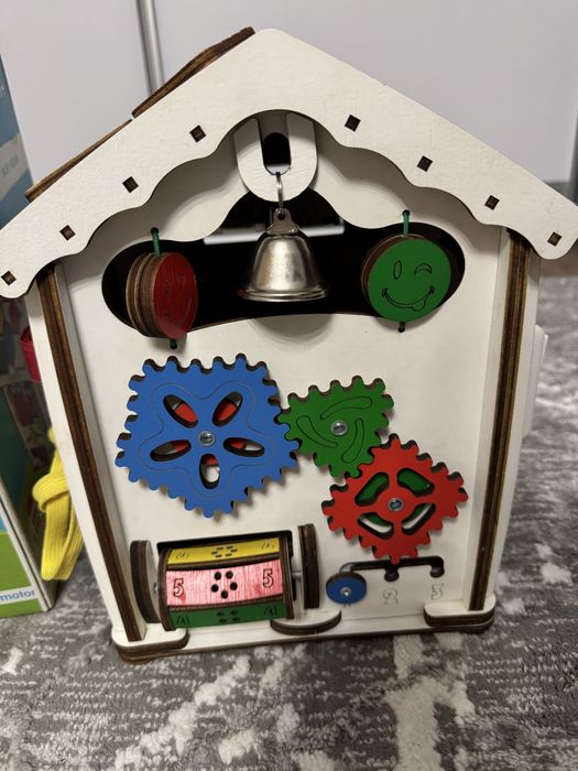 Бізікуб з підсвіткою,бізідом Good Play