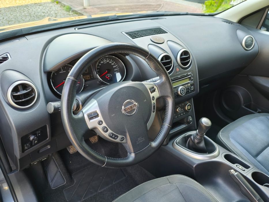 Nissan qashqai - 6000€