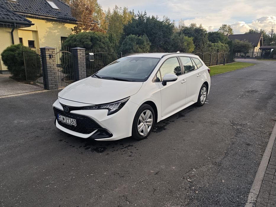 Toyota Corolla e21,2023rok, hybryda 1.8