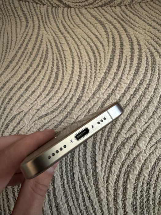 iPhone 15 pro 256 GB