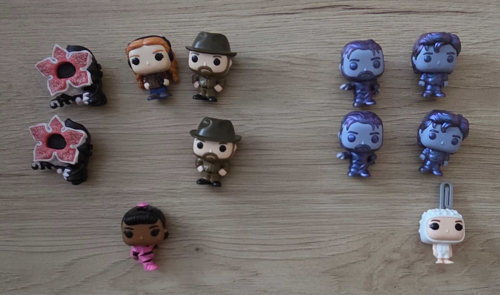 Sprzedam Figurki Kinder joy Stranger Things