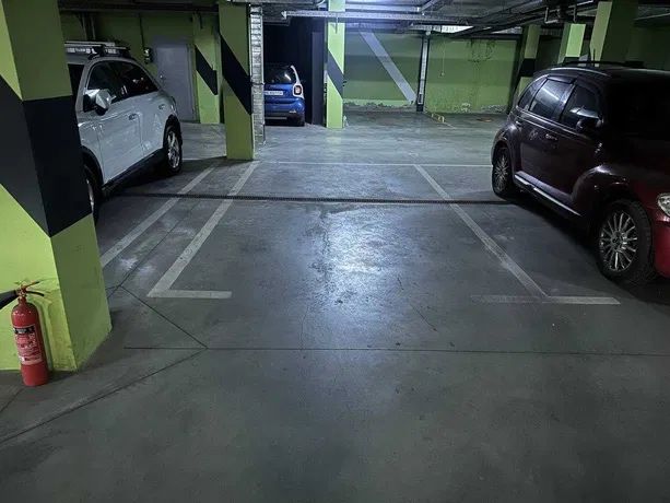 Оренда Паркінг паркомісце версаль парк паркинг