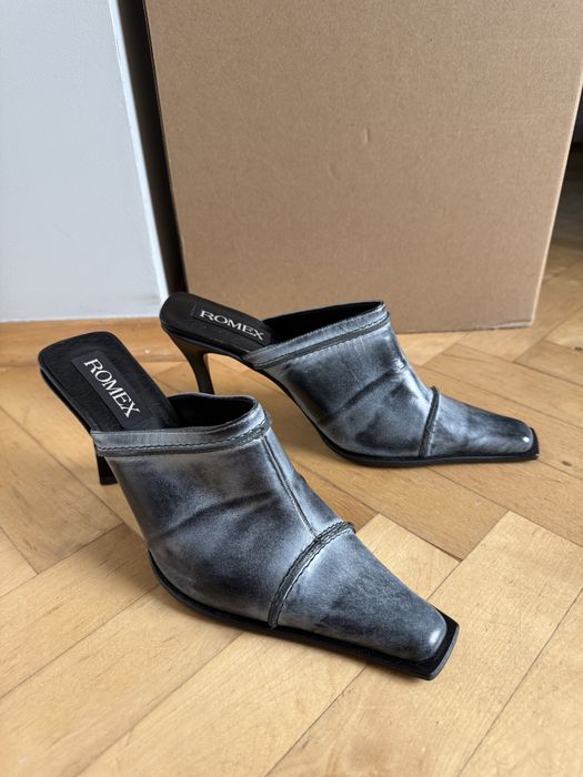 Damskie klapki romex skórzane 40 nowe buty na obcasie