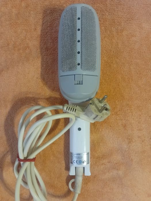 Отпаривать-щетка для одежды