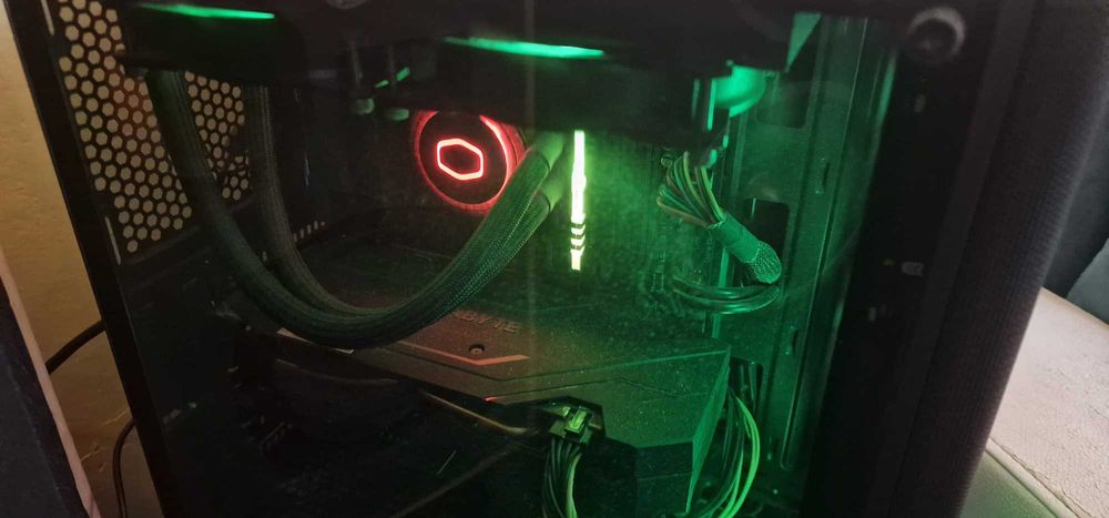 Gamingowy Komputer RGB Polecam