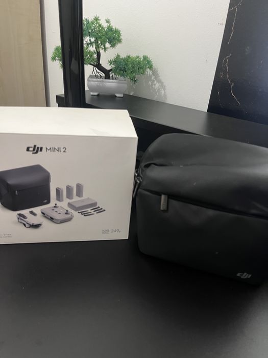 Dron DJI mini 2 Fly More Combo