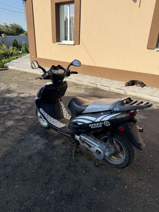 Продам скутер speed gear 150