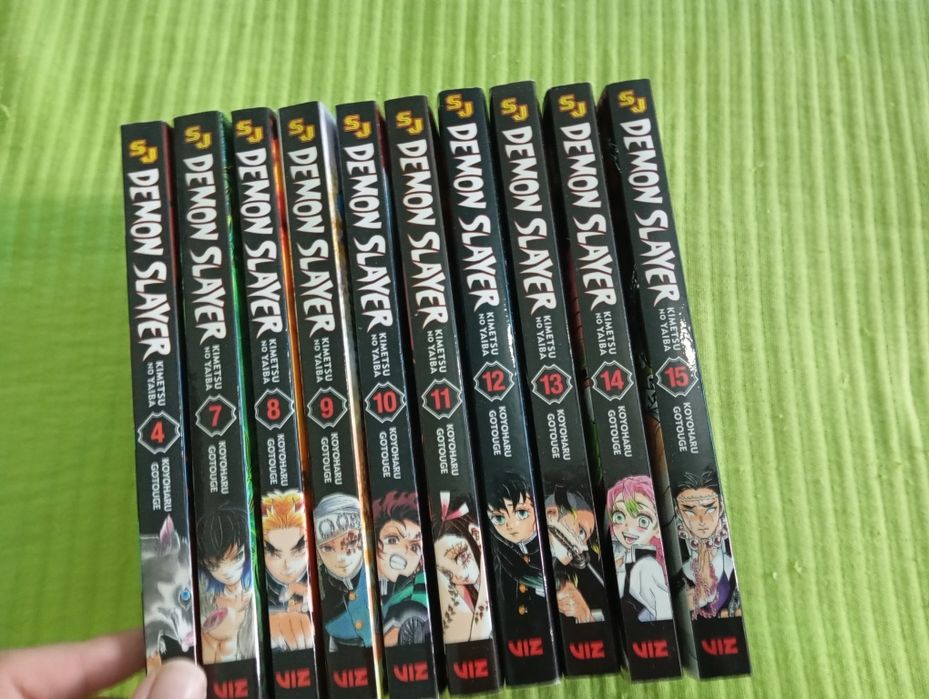 Conjunto Mangá Demon Slayer