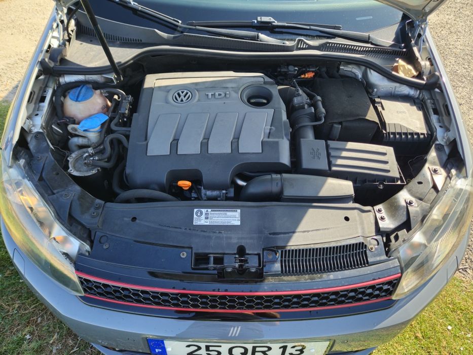 Golf VI Highline 1.6TDI ACAYC aceito retoma/ troca renault zoe