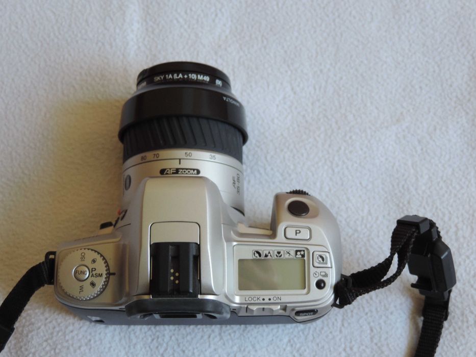 aparat fotograficzny Minolta Dynax 404 SI