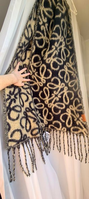 Szalik Loewe, wełna/alpaka, z metkami